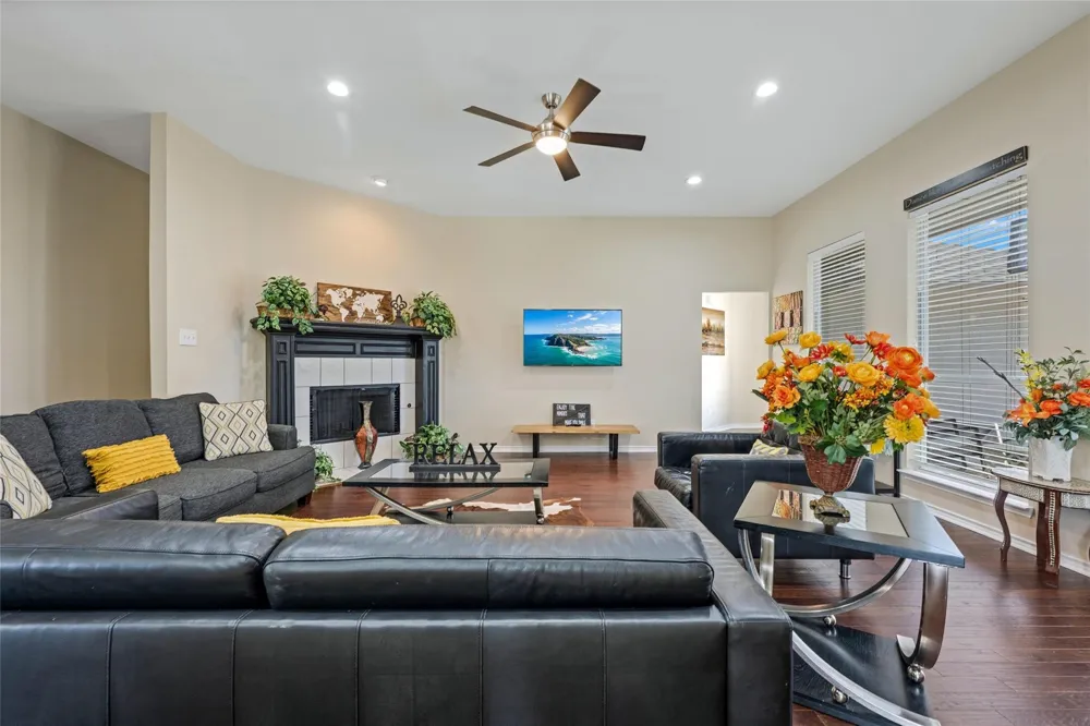 335 Linhurst Drive Murphy, TX 75094