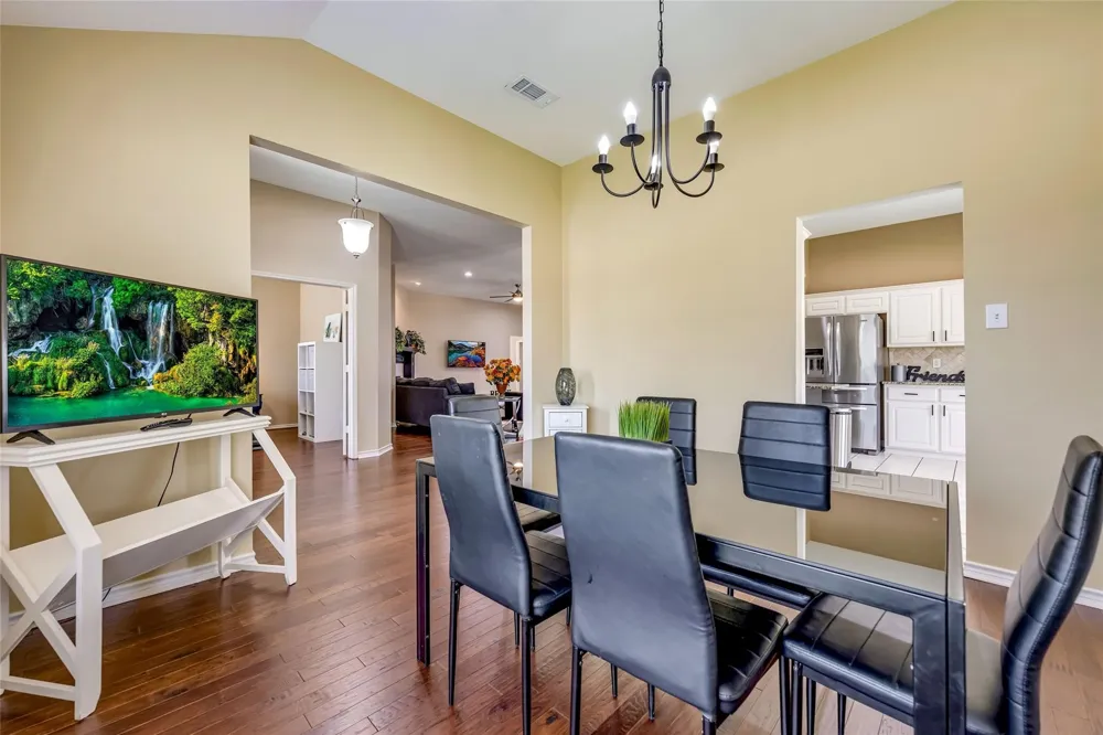 335 Linhurst Drive Murphy, TX 75094