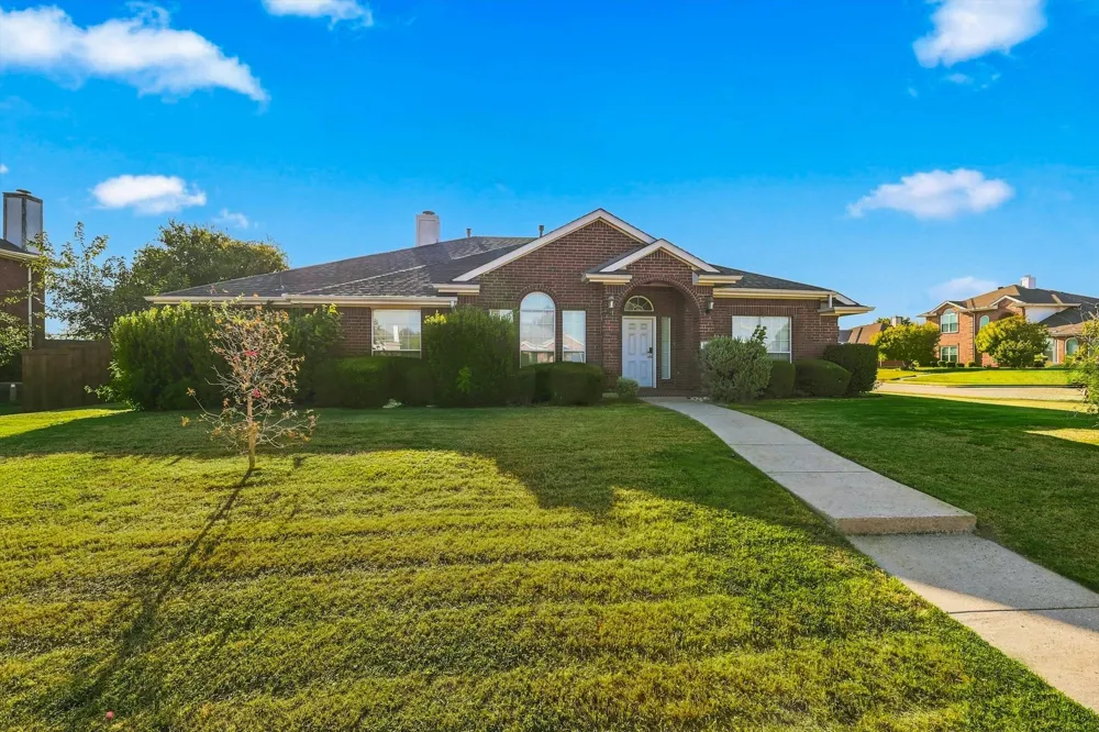 335 Linhurst Drive Murphy, TX 75094