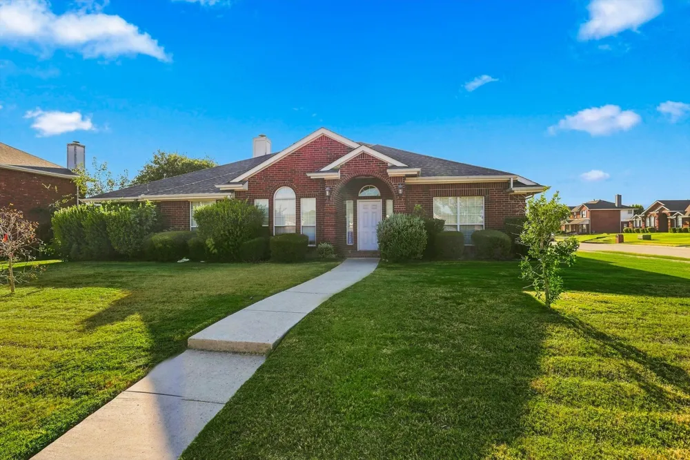 335 Linhurst Drive Murphy, TX 75094