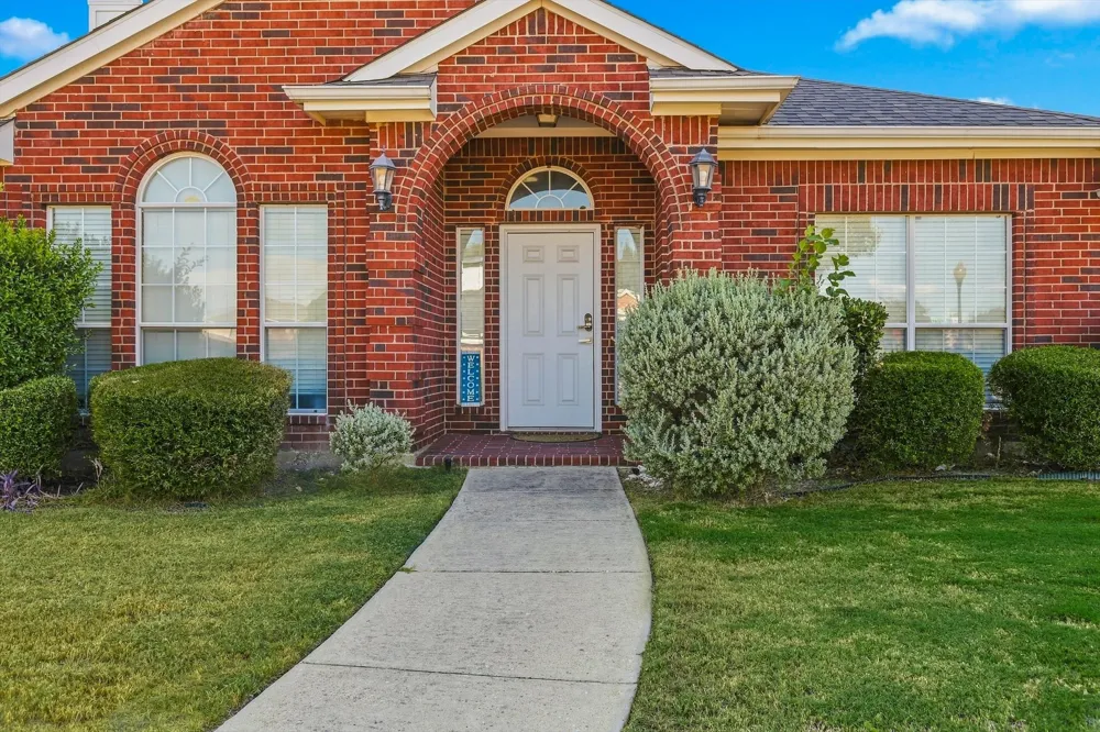 335 Linhurst Drive Murphy, TX 75094