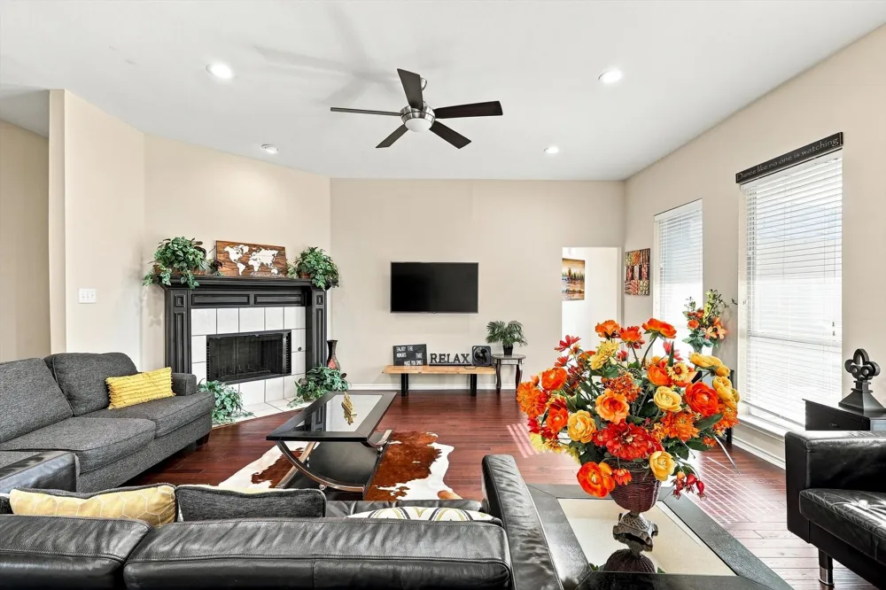 335 Linhurst Drive Murphy, TX 75094