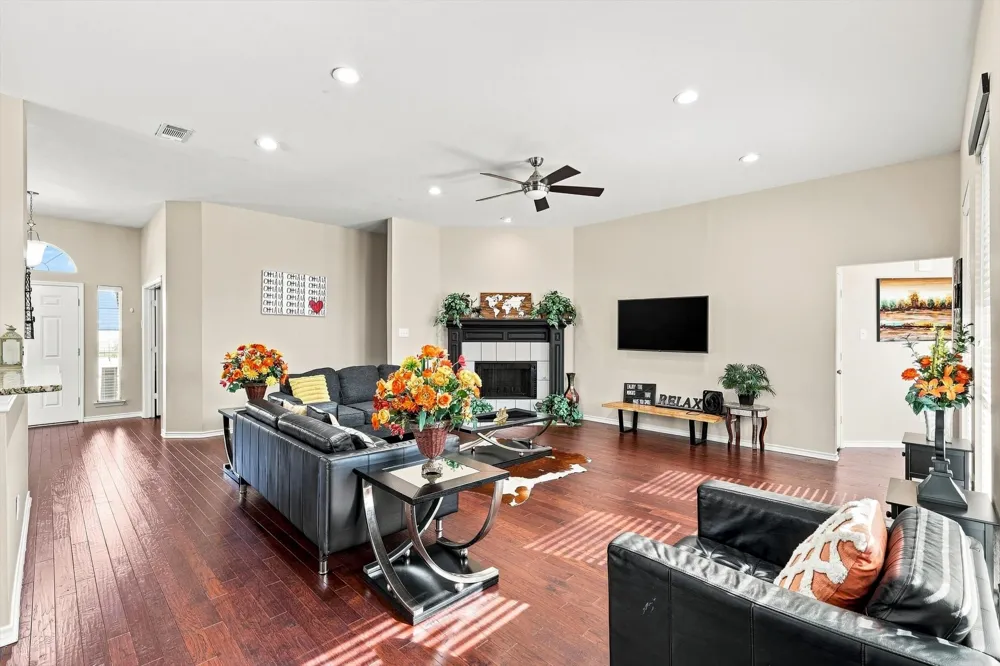 335 Linhurst Drive Murphy, TX 75094
