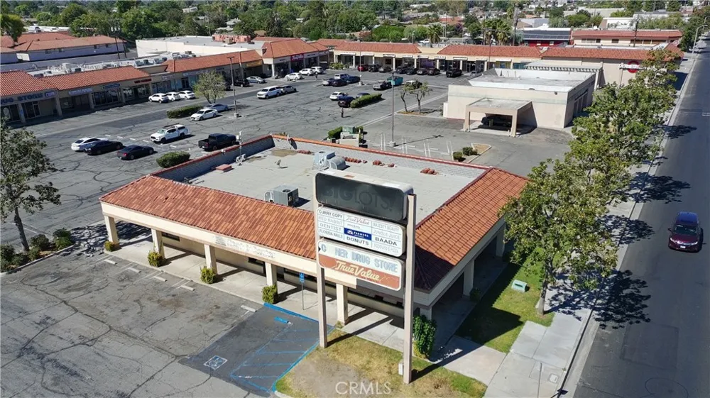 1969 E florida Avenue Hemet, CA 92544