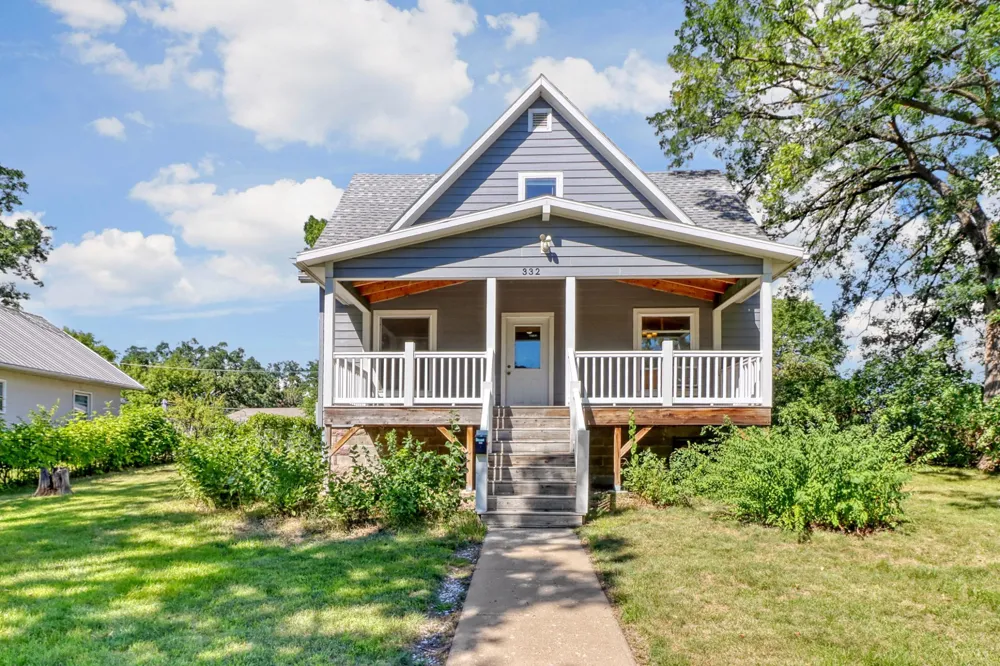 332 Oak Street Detroit Lakes, MN 56501