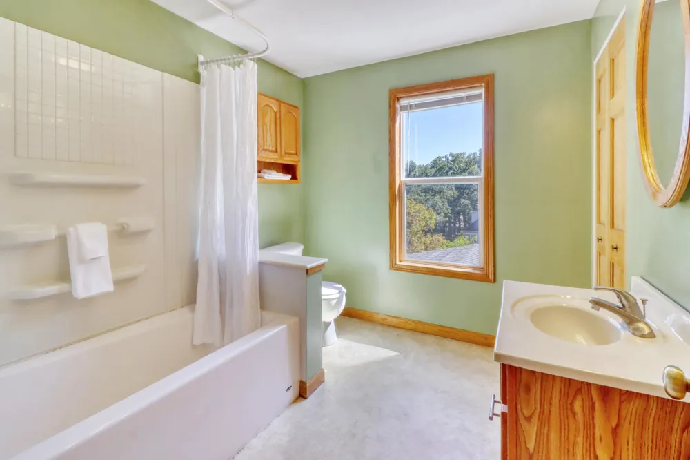 332 Oak Street Detroit Lakes, MN 56501