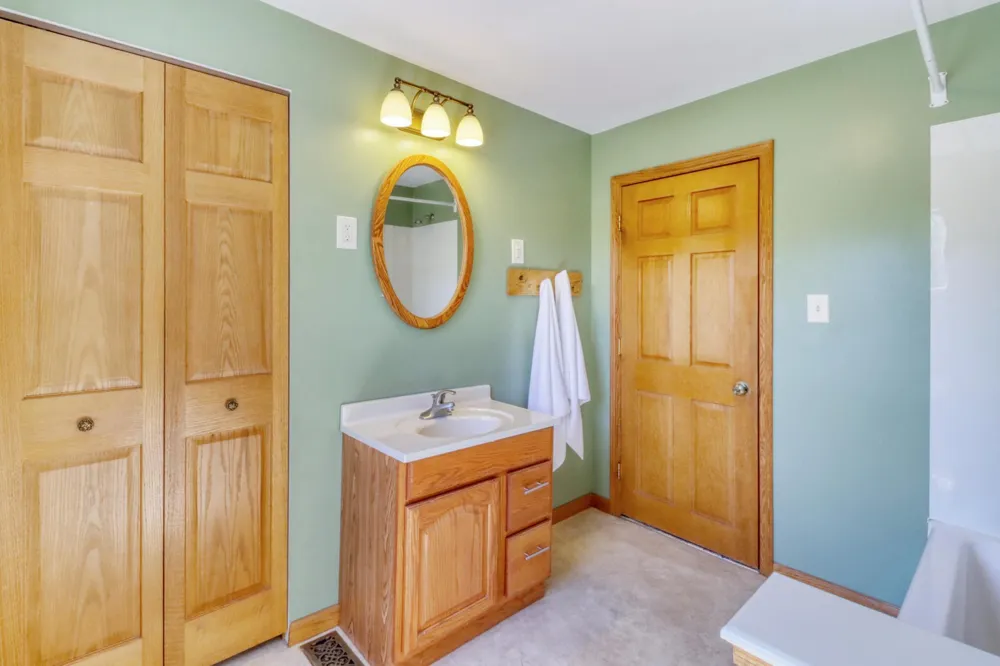 332 Oak Street Detroit Lakes, MN 56501