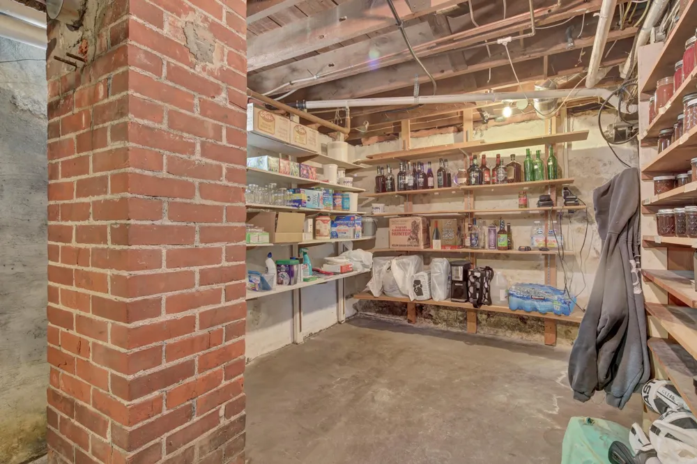 605 High Street Lake City, MN 55041