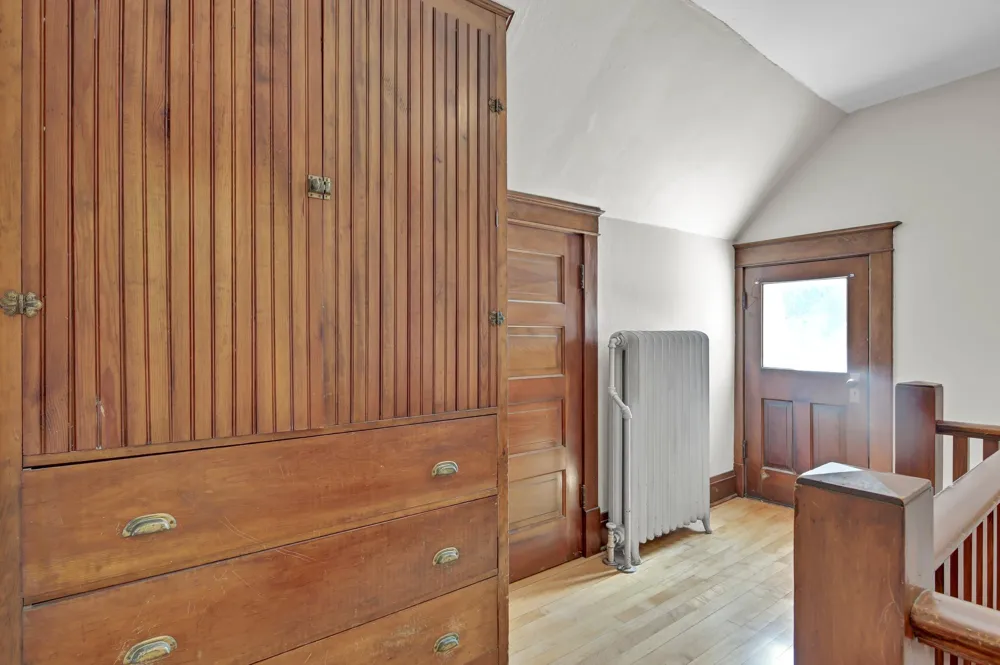 605 High Street Lake City, MN 55041