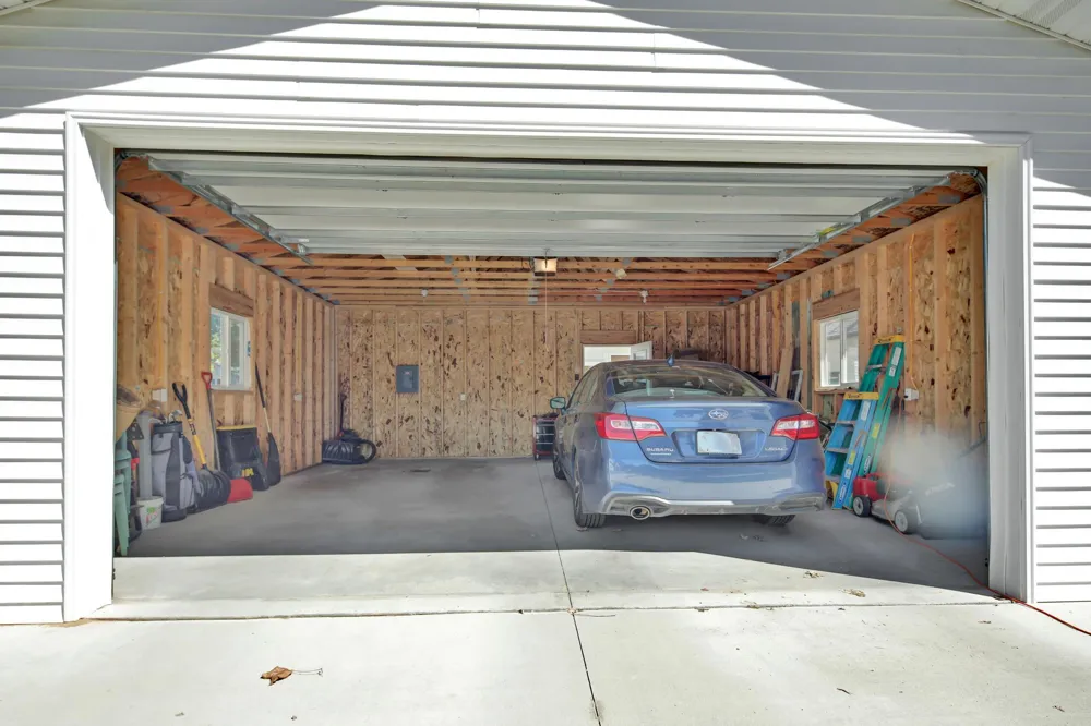 605 High Street Lake City, MN 55041