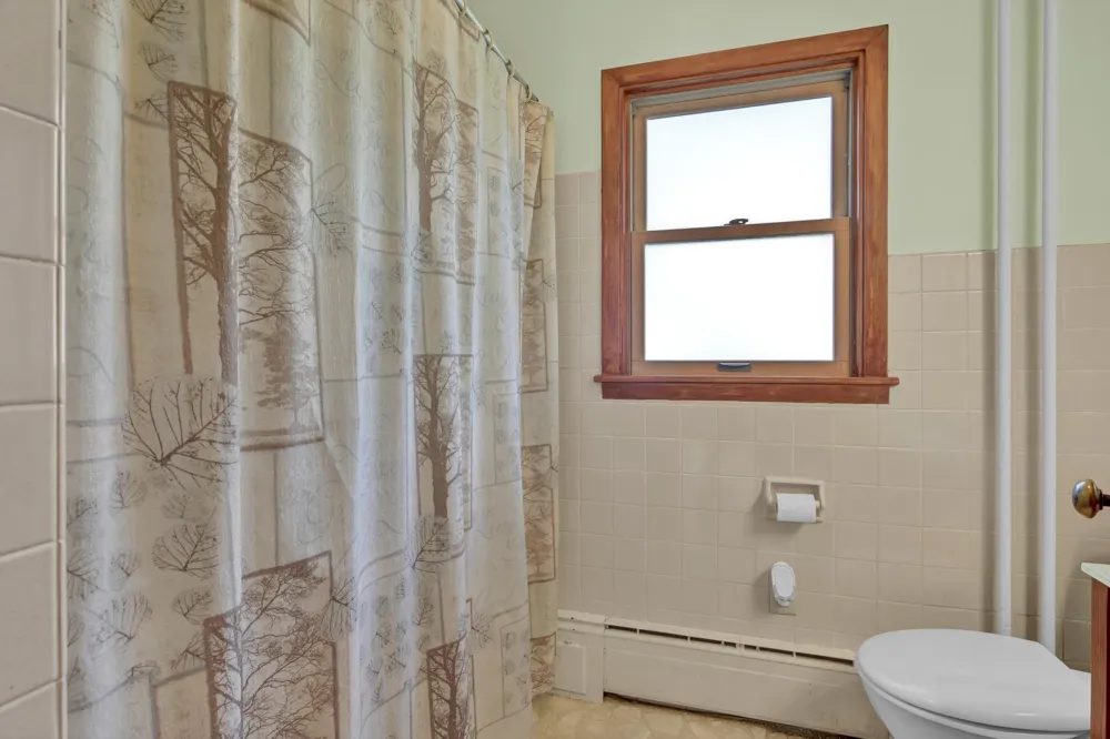 605 High Street Lake City, MN 55041