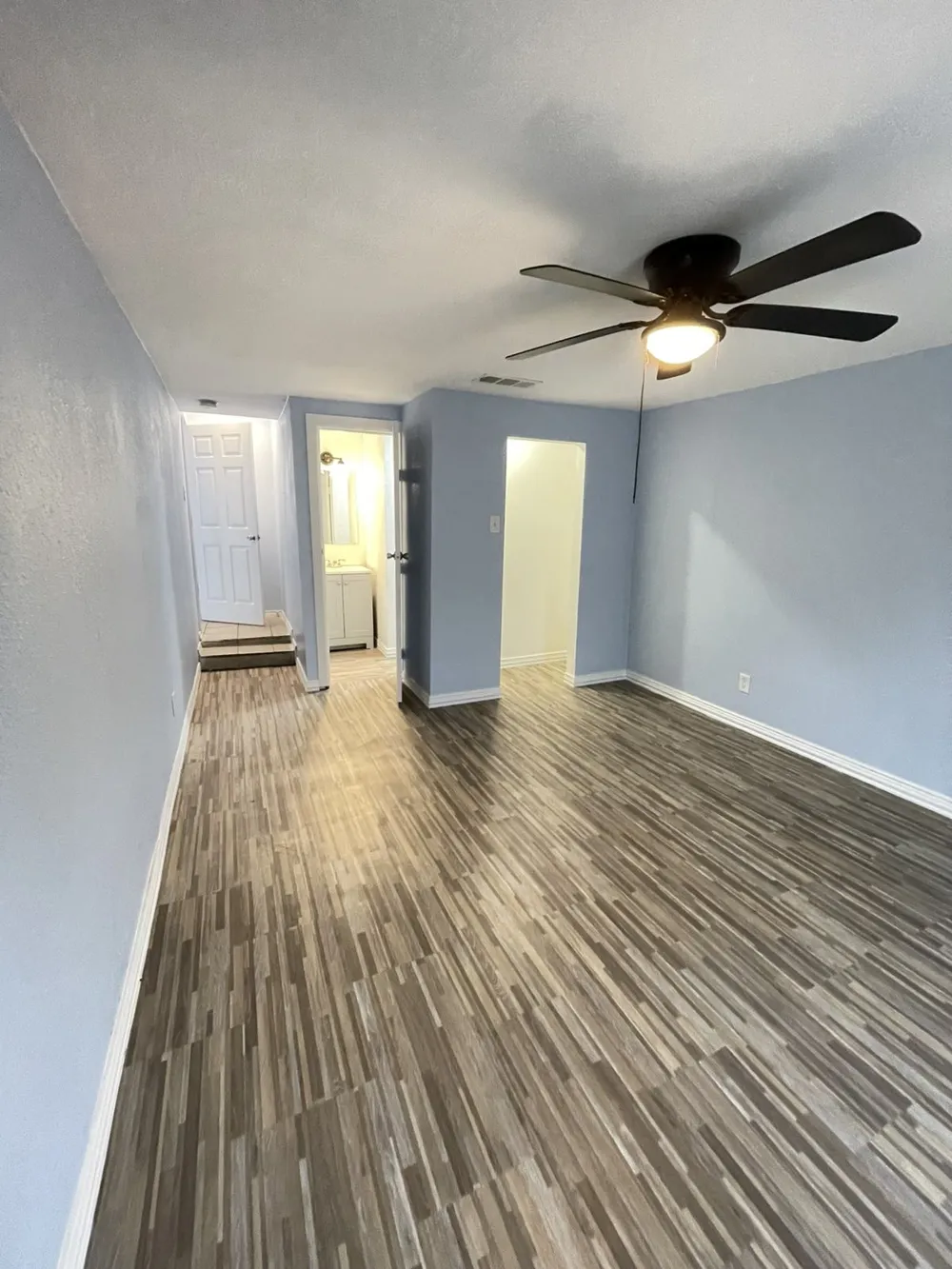 3010 Modree Avenue Dallas, TX 75216