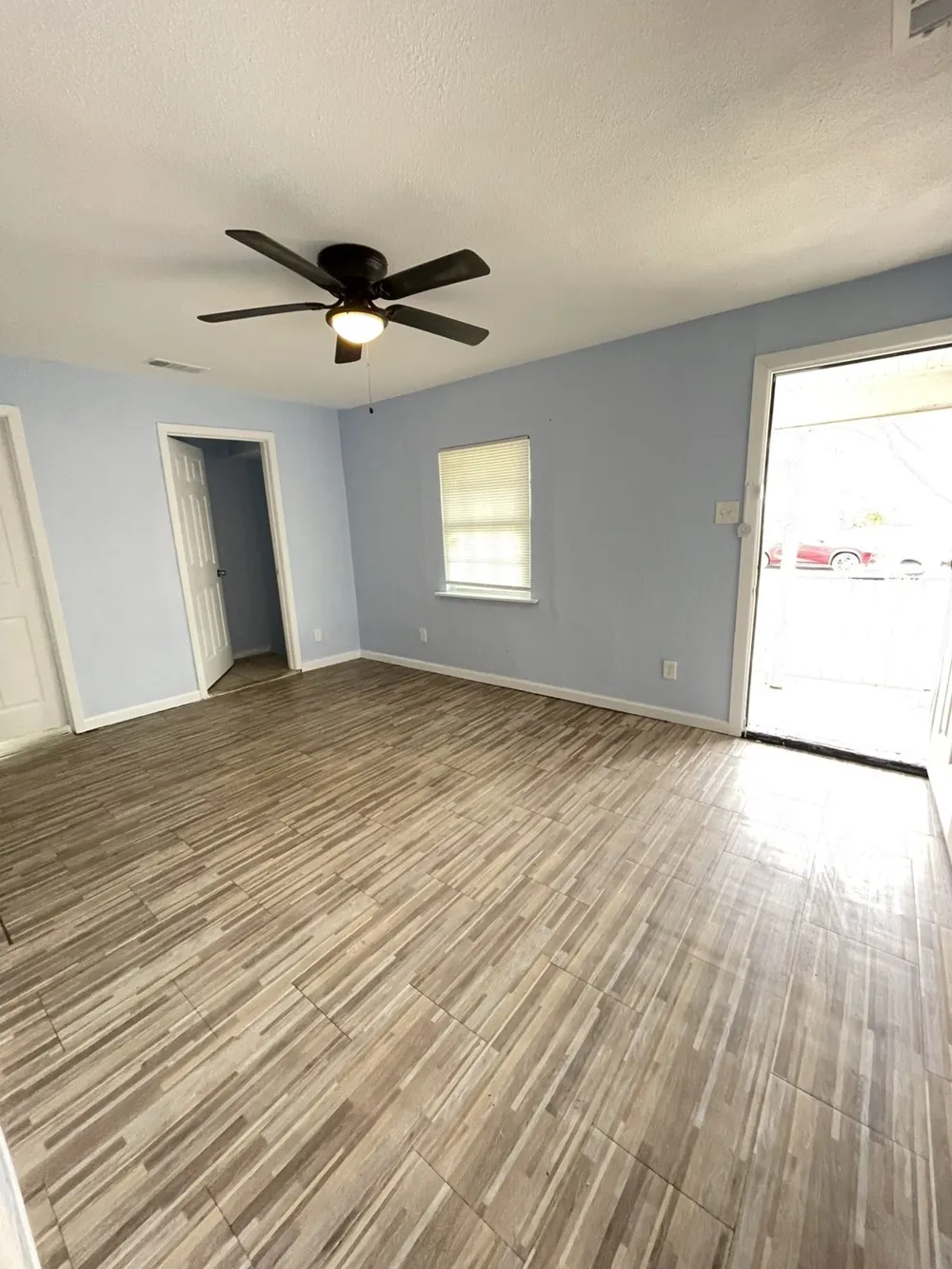 3010 Modree Avenue Dallas, TX 75216