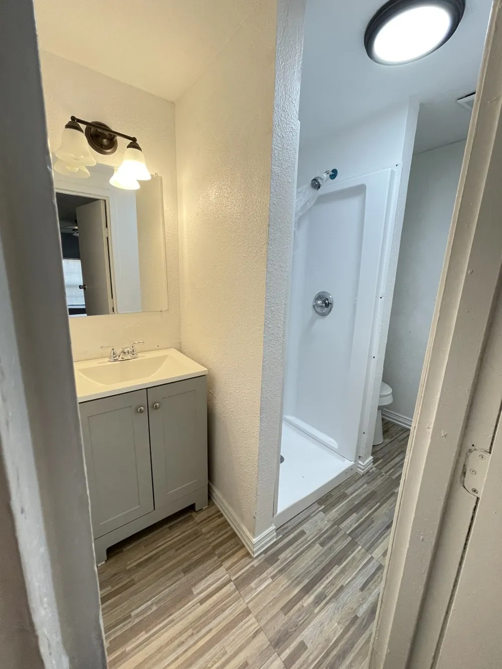 3010 Modree Avenue Dallas, TX 75216