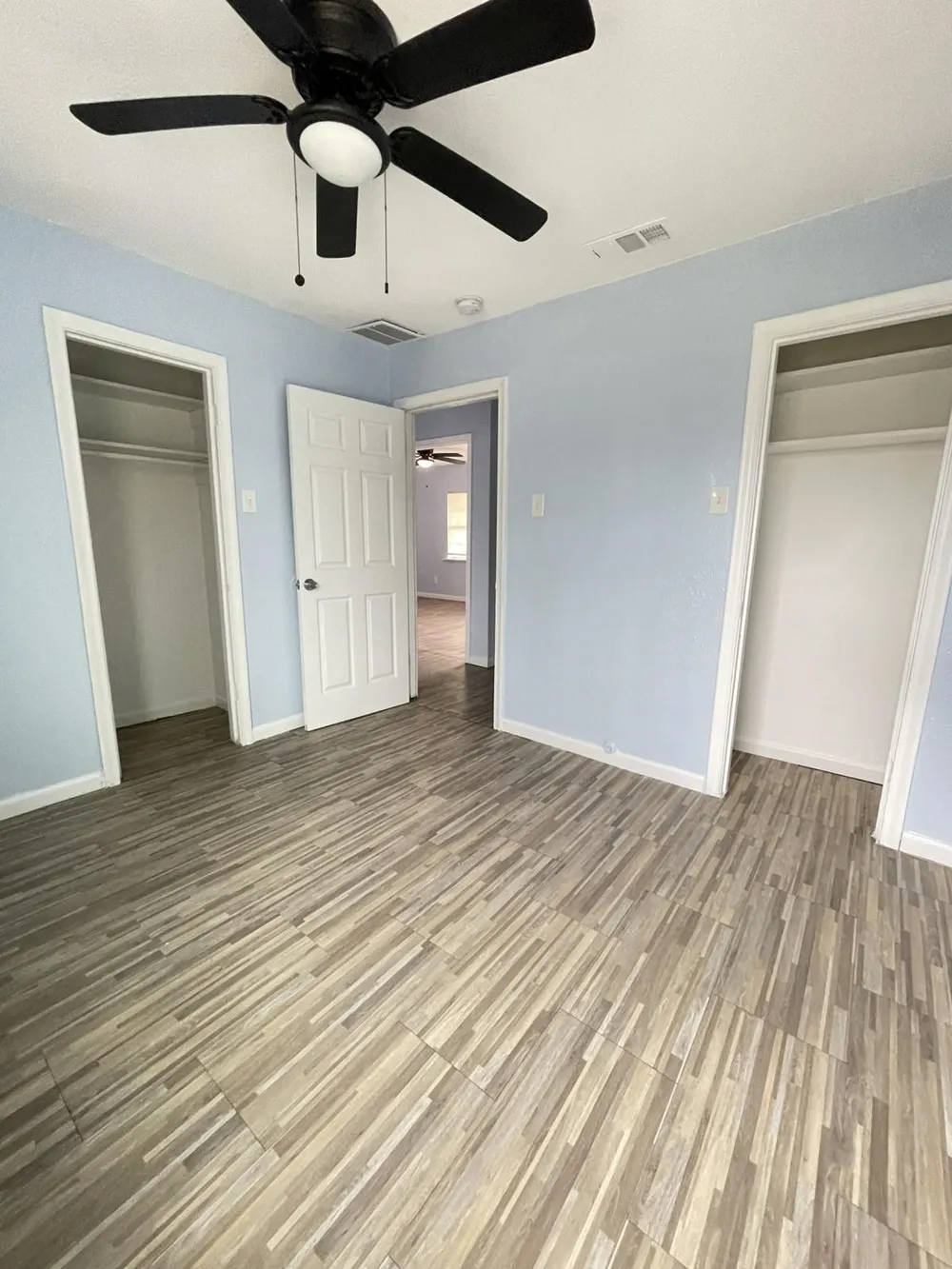 3010 Modree Avenue Dallas, TX 75216