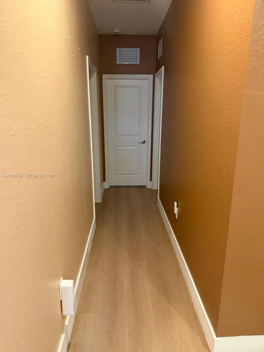 2618 SE 9th St Homestead, FL 33035