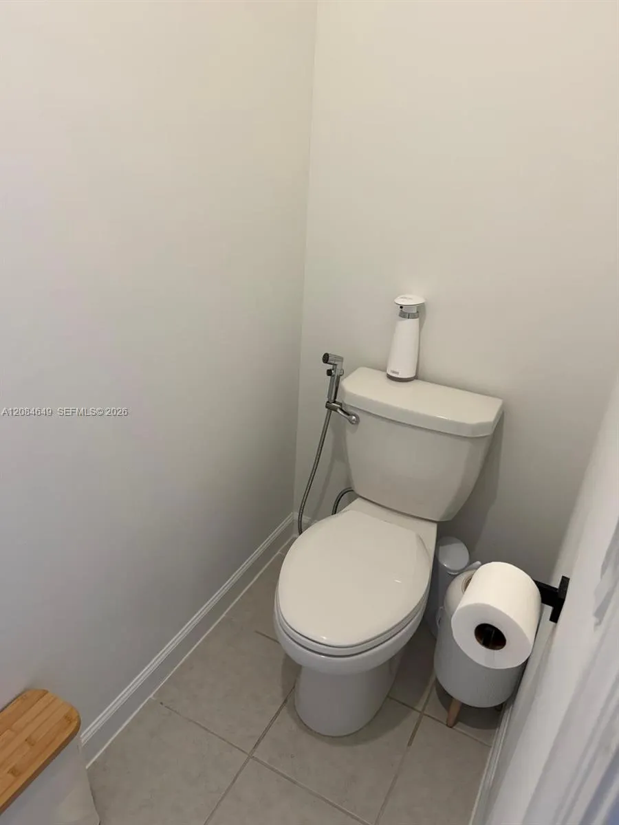 2618 SE 9th St Homestead, FL 33035