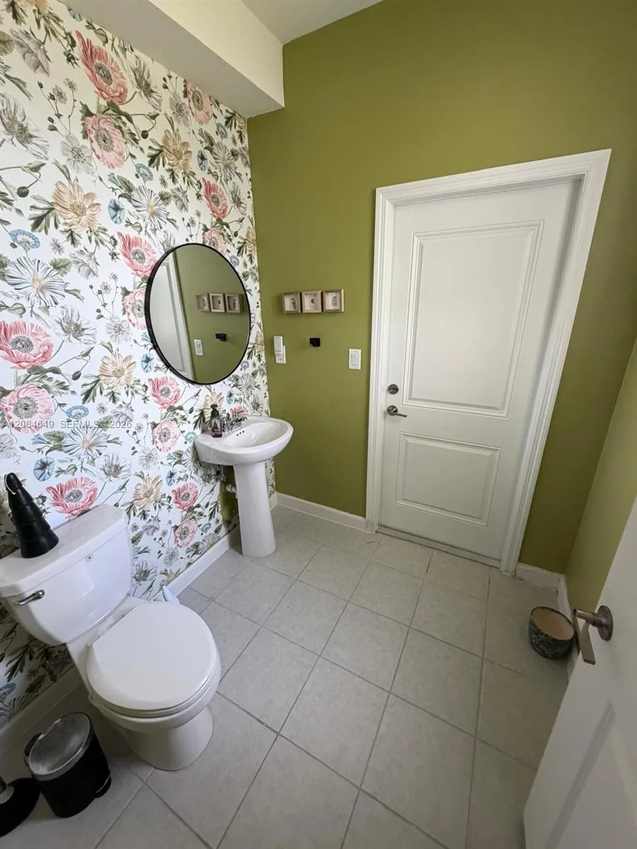 2618 SE 9th St Homestead, FL 33035