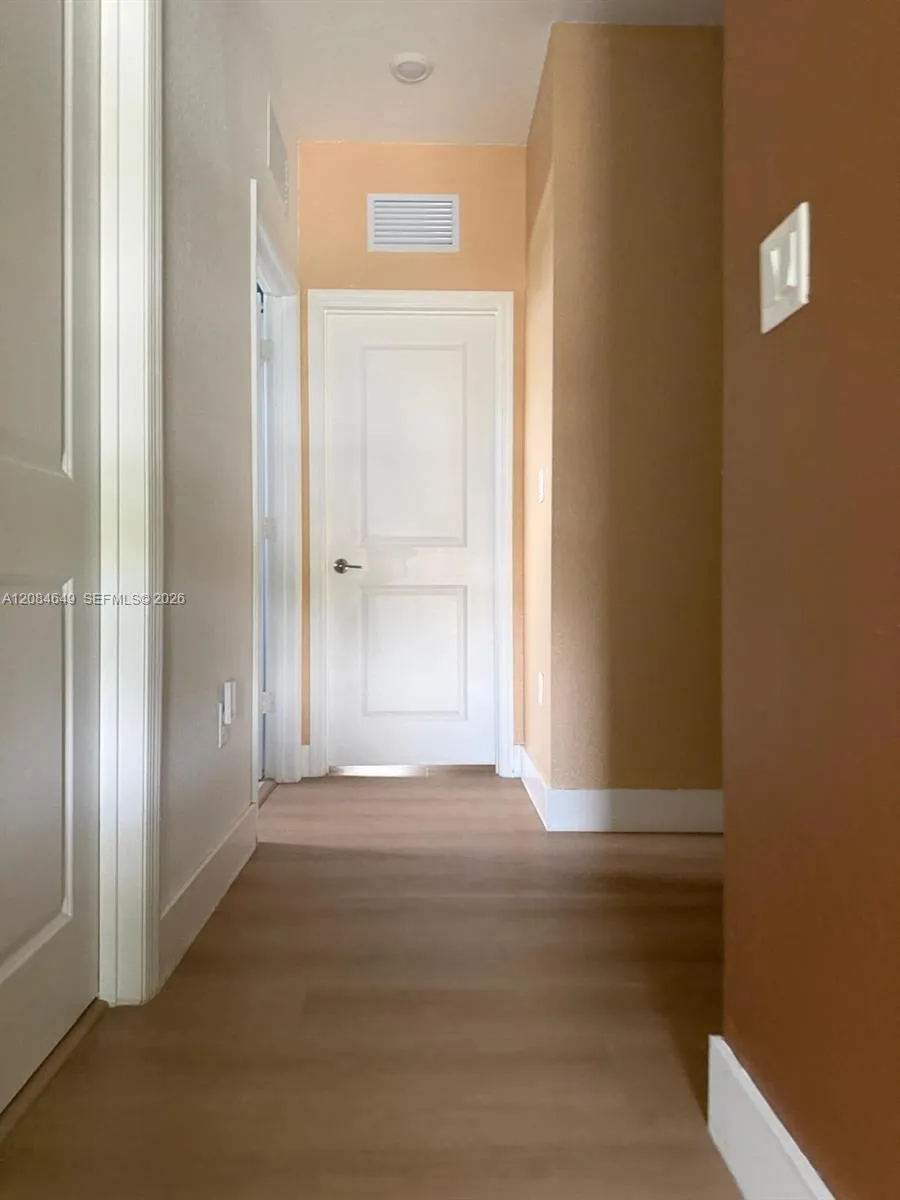 2618 SE 9th St Homestead, FL 33035