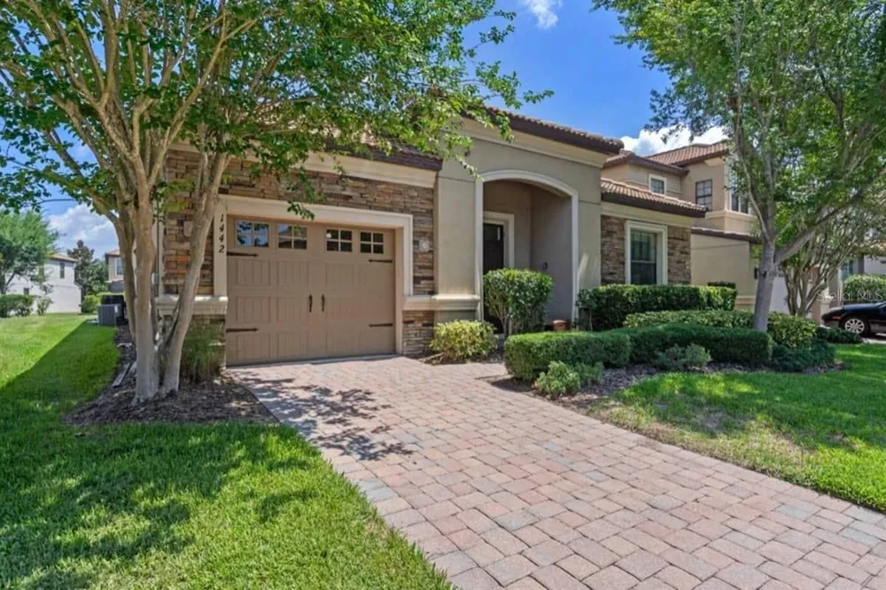1442 MOON VALLEY DRIVE Davenport, FL 33896