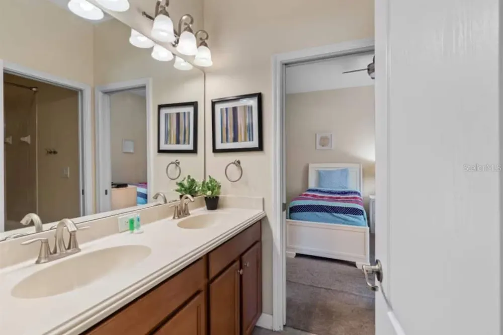 1442 MOON VALLEY DRIVE Davenport, FL 33896