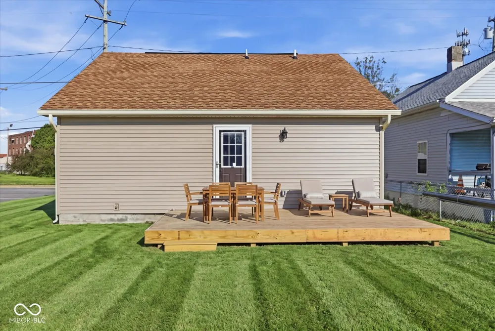 858 Miller Avenue Shelbyville, IN 46176