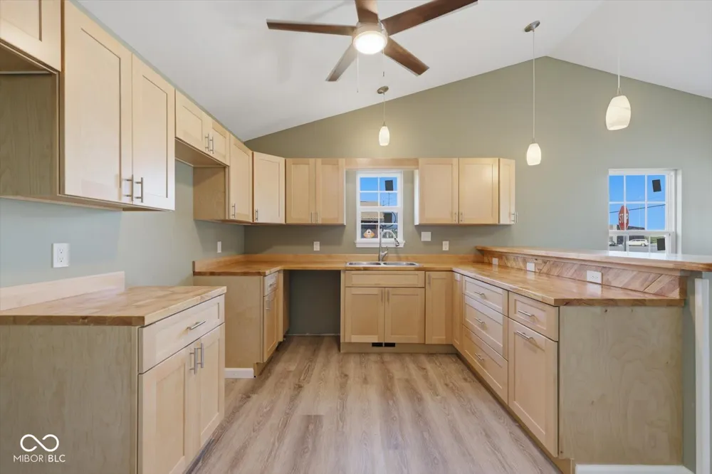 858 Miller Avenue Shelbyville, IN 46176
