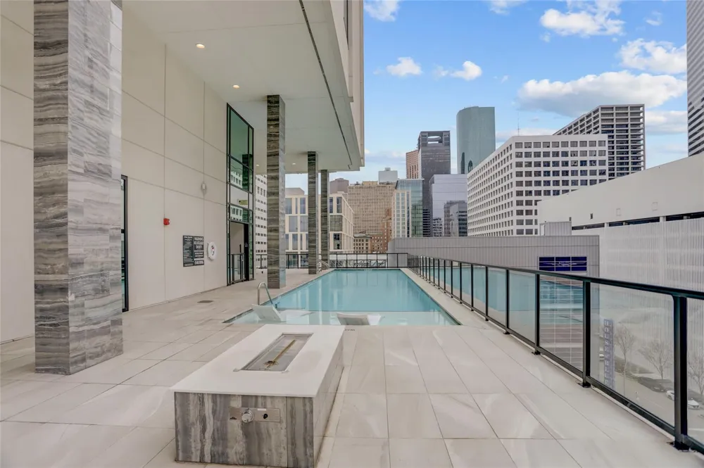 1211 Caroline Street #1608 Houston, TX 77002