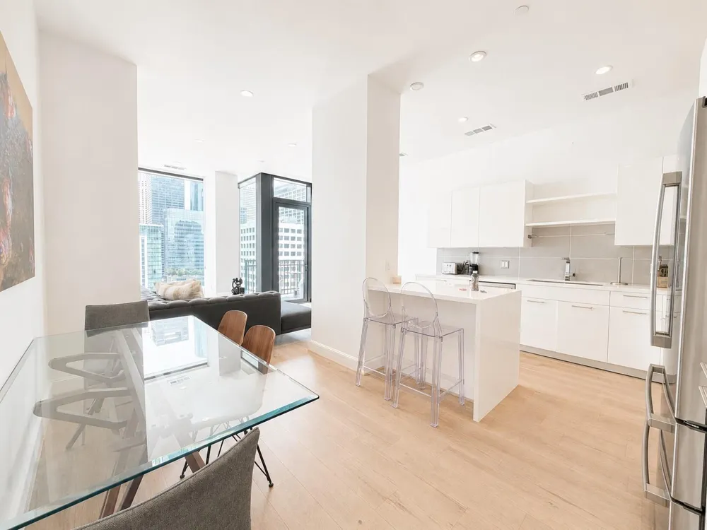 1211 Caroline Street #1608 Houston, TX 77002