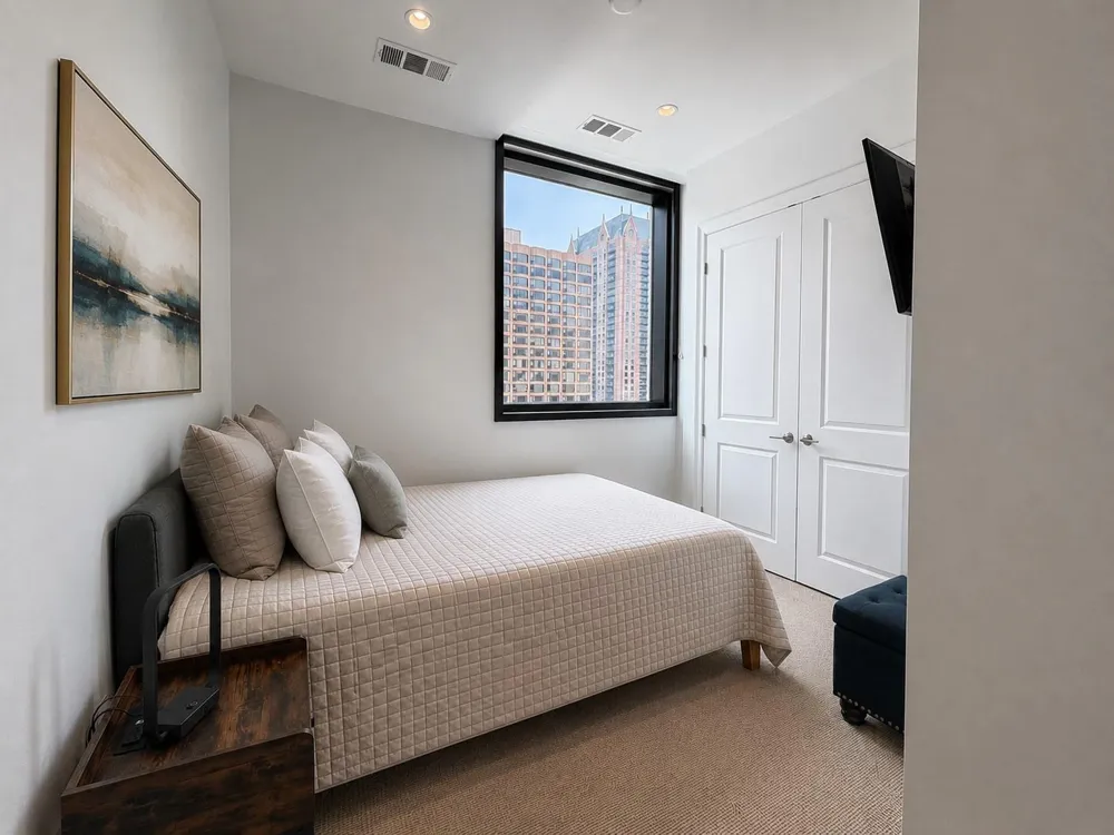 1211 Caroline Street #1608 Houston, TX 77002