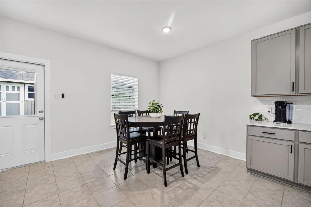 935 Alaska Cedar Drive Crosby, TX 77532
