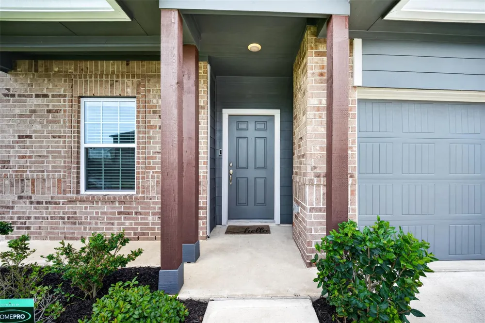 935 Alaska Cedar Drive Crosby, TX 77532