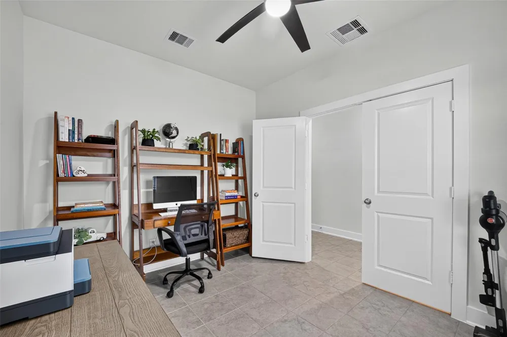 935 Alaska Cedar Drive Crosby, TX 77532