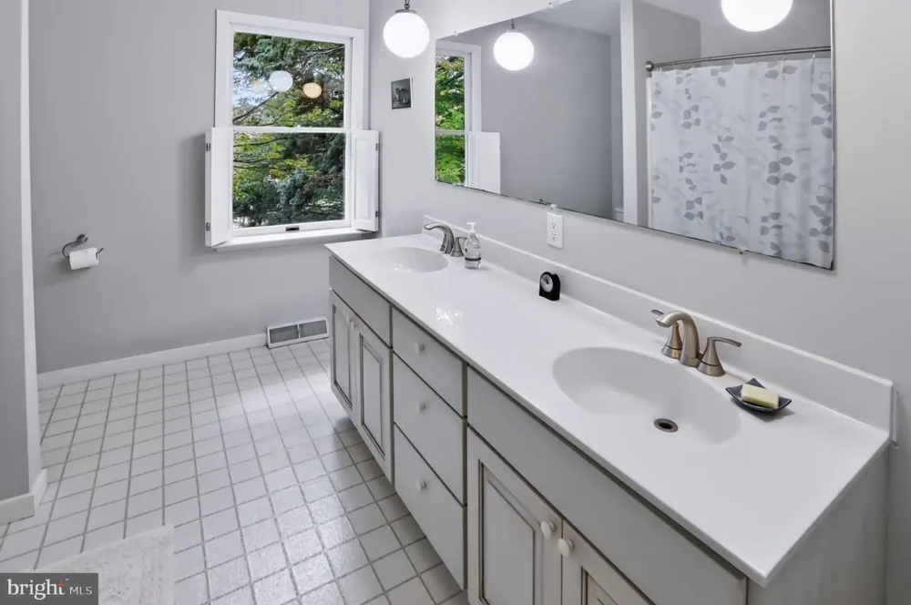 83 FLINT RIDGE DRIVE Reading, PA 19607