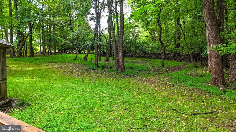83 FLINT RIDGE DRIVE Reading, PA 19607