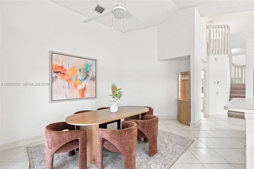 2873 Oak Park Cir Davie, FL 33328