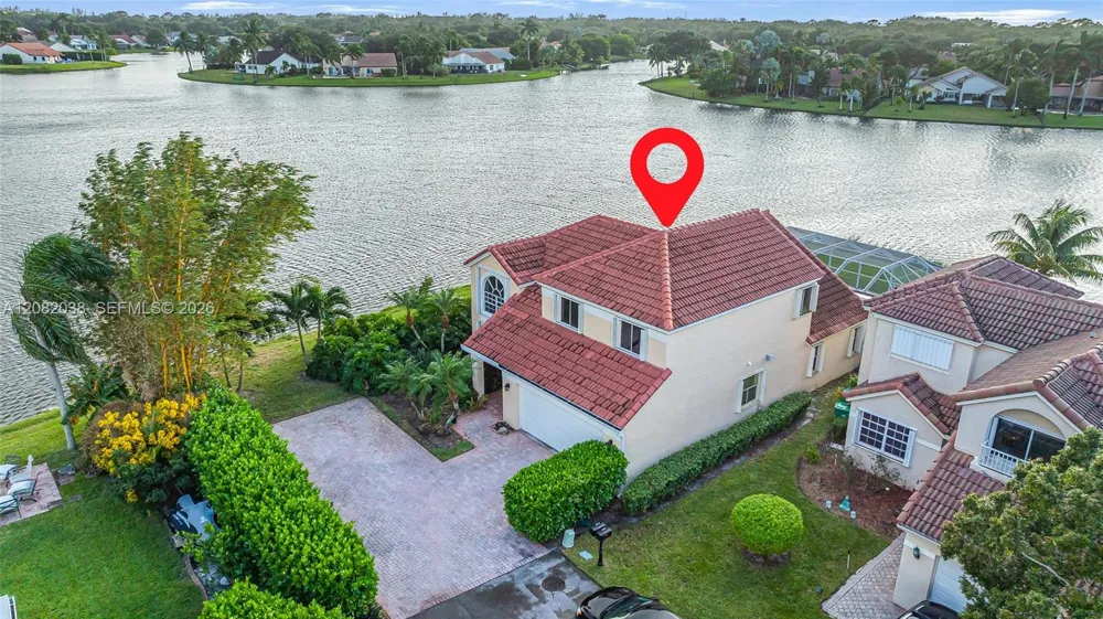 2873 Oak Park Cir Davie, FL 33328