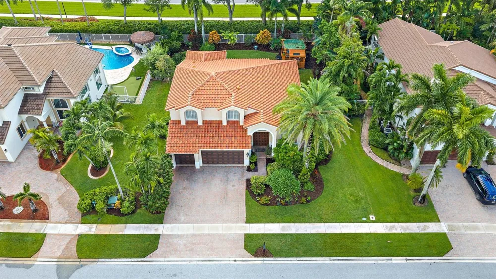 4636 Windward Cove Lane Wellington, FL 33449