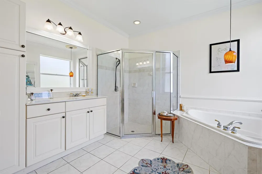 4636 Windward Cove Lane Wellington, FL 33449