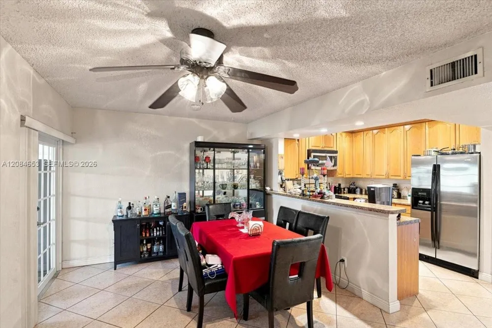 7597 NW 75th Ave Tamarac, FL 33321