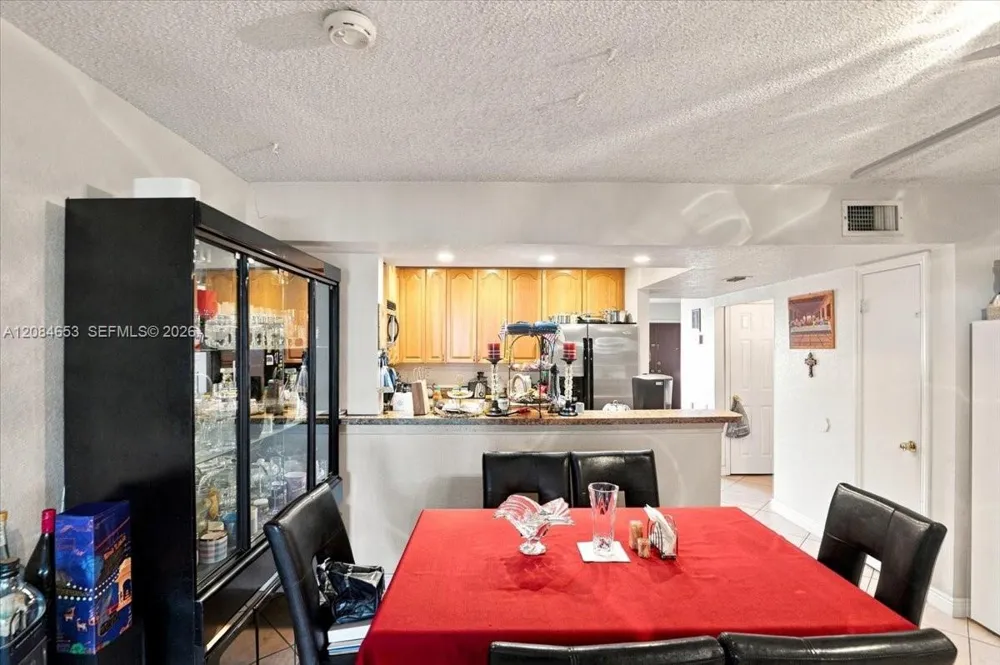 7597 NW 75th Ave Tamarac, FL 33321