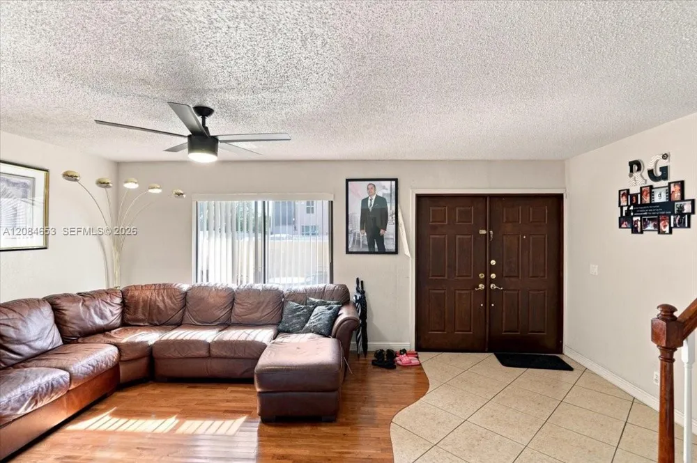 7597 NW 75th Ave Tamarac, FL 33321