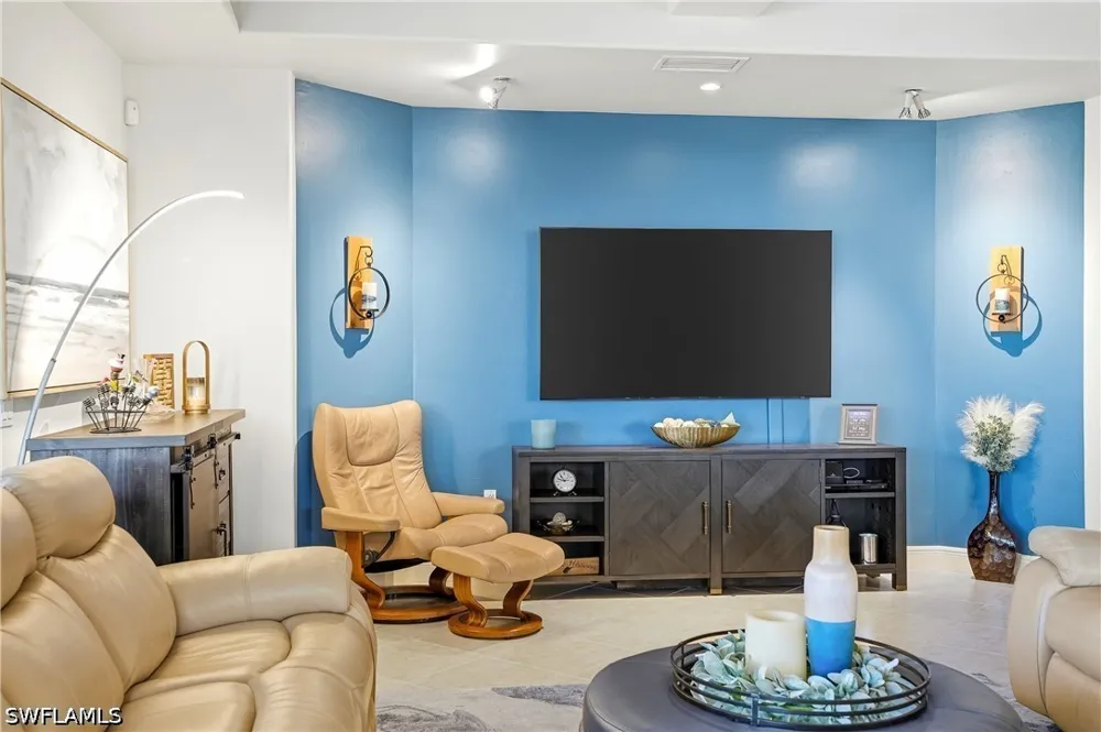Avellino Isles Circle #101 Naples, FL 34119