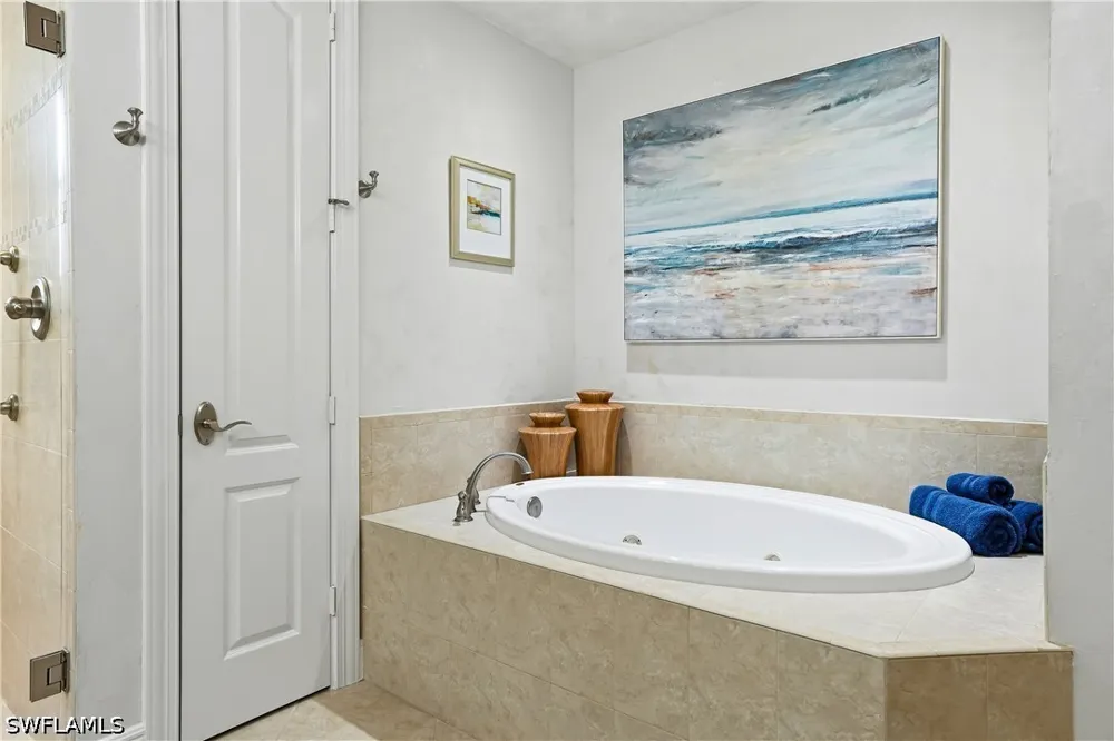 Avellino Isles Circle #101 Naples, FL 34119