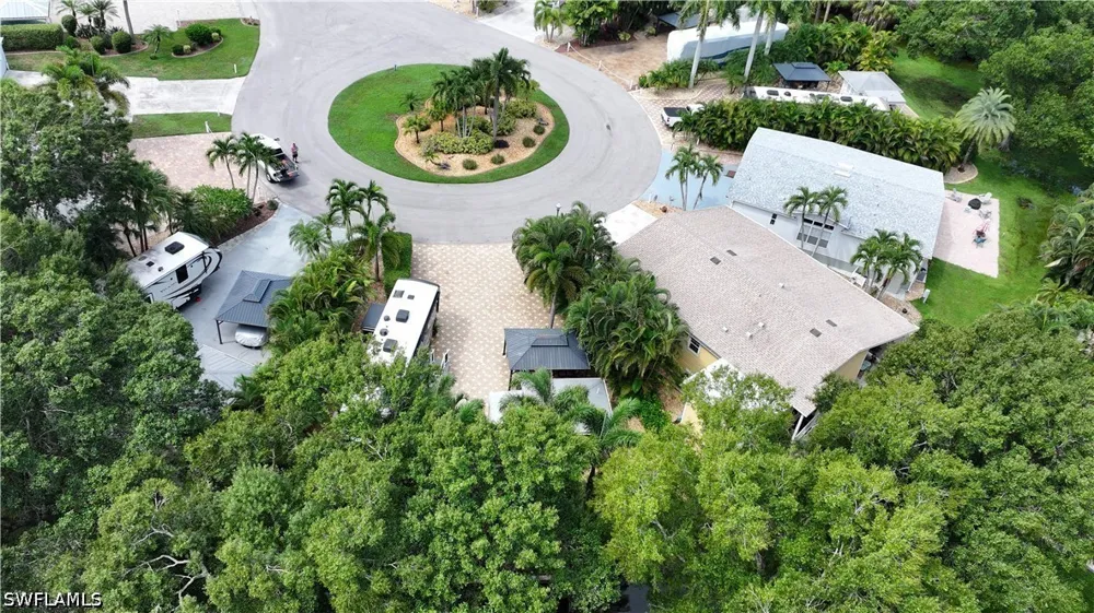Maplewood Court Fort Myers, FL 33905