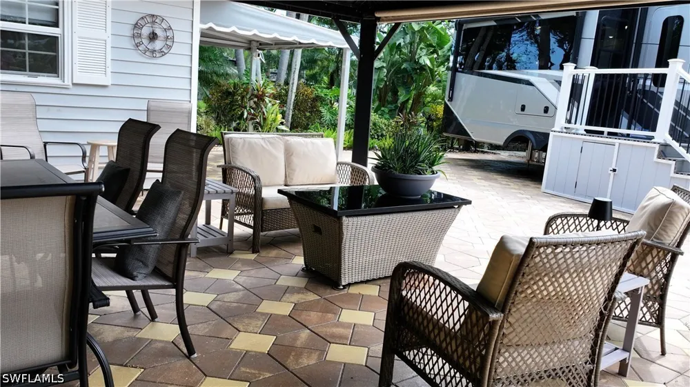 Maplewood Court Fort Myers, FL 33905