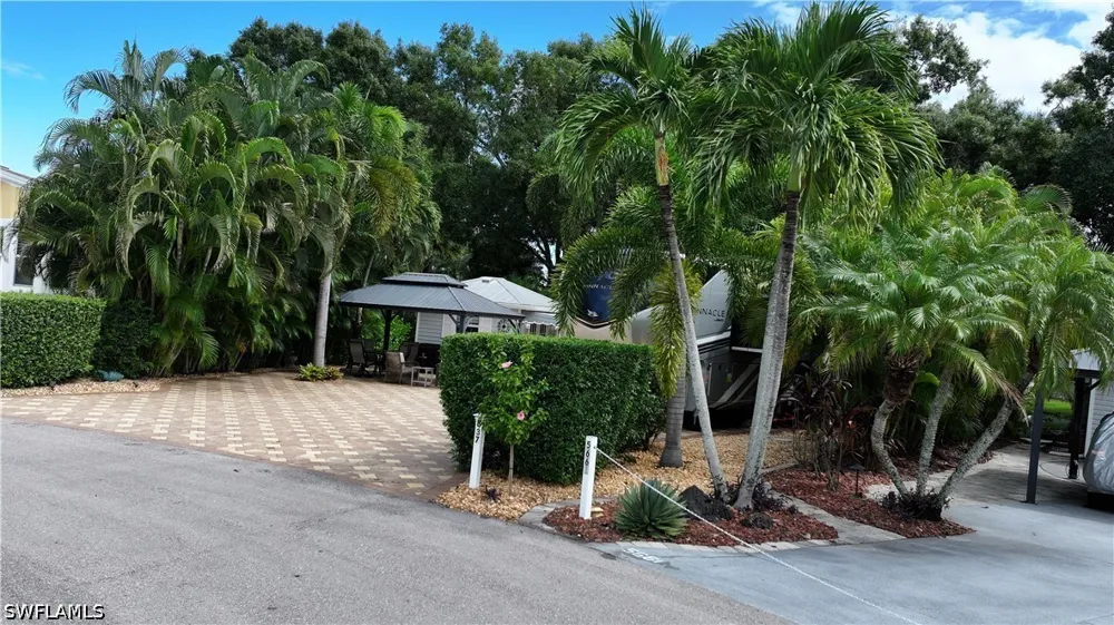 Maplewood Court Fort Myers, FL 33905