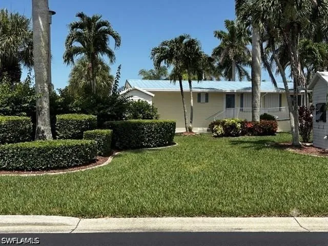 Silver Lakes Boulevard Naples, FL 34114