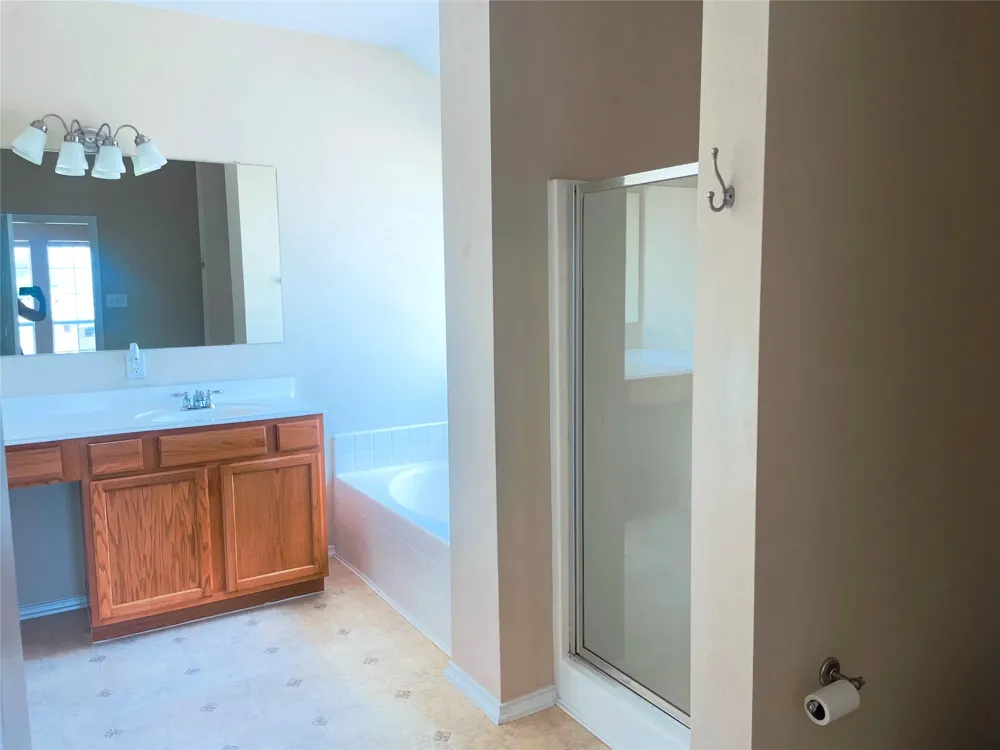 13081 Fencerow Road Fort Worth, TX 76244
