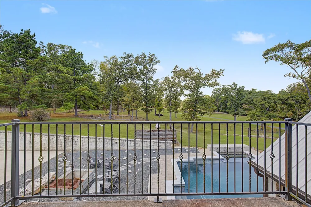 3233 State Highway 19 Trinity, TX 75862